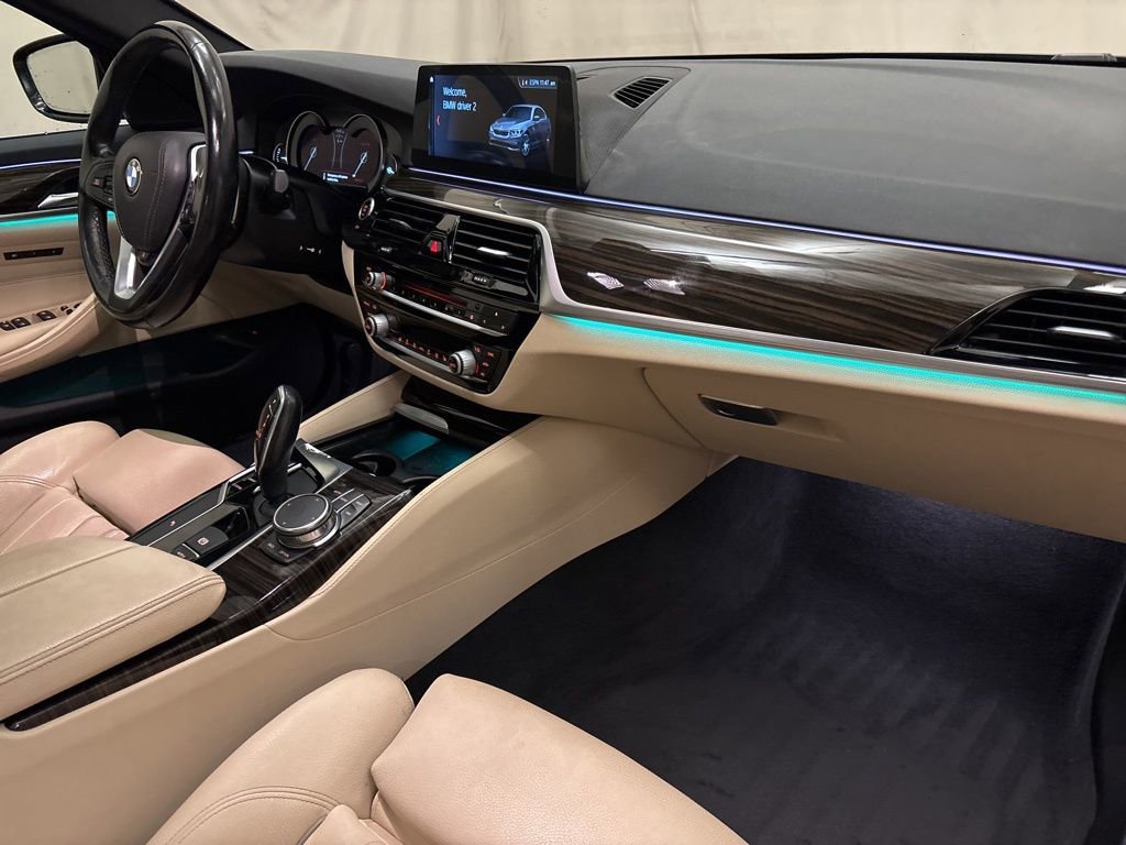 Used 2018 BMW 540i xDrive w/ Premium Package image 22
