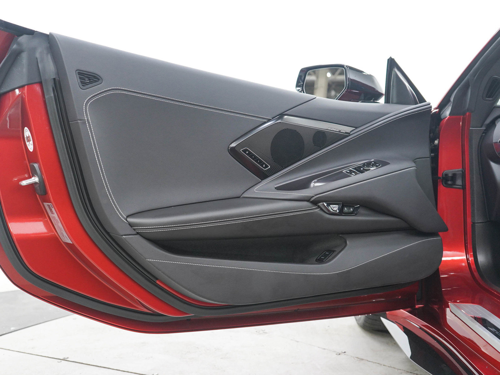 Used 2025 Chevrolet Corvette Z06 w/ Stealth Interior Trim Package RWD image 15
