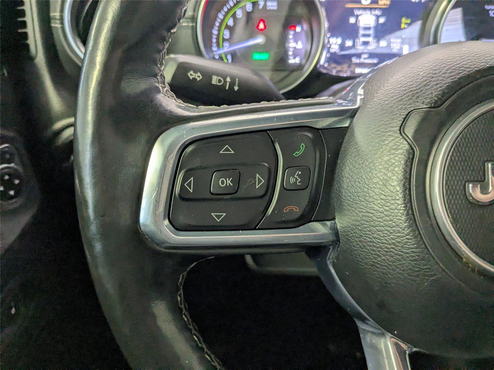 Used 2021 Jeep Wrangler Unlimited Sahara w/ Cold Weather Group image 14