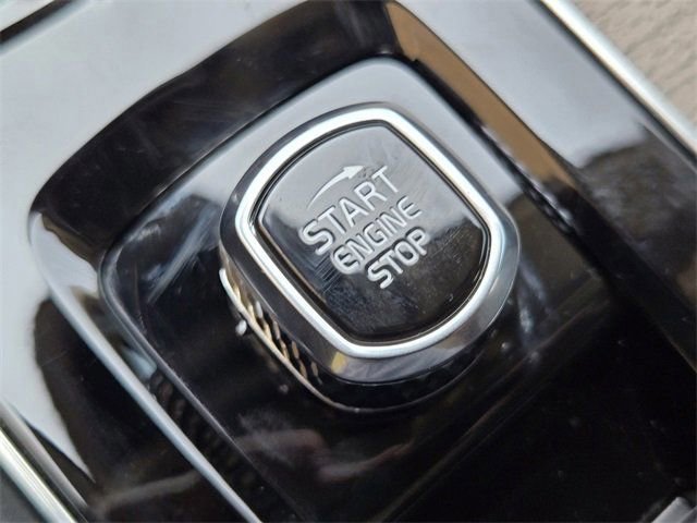 Used 2025 Volvo XC90 B6 Core w/ Protection Package image 30