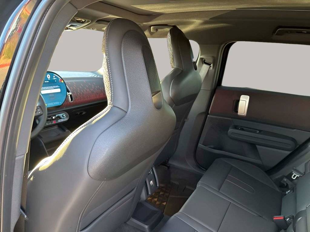 Used 2025 MINI Cooper Countryman John Cooper Works w/ Comfort Package Max image 17