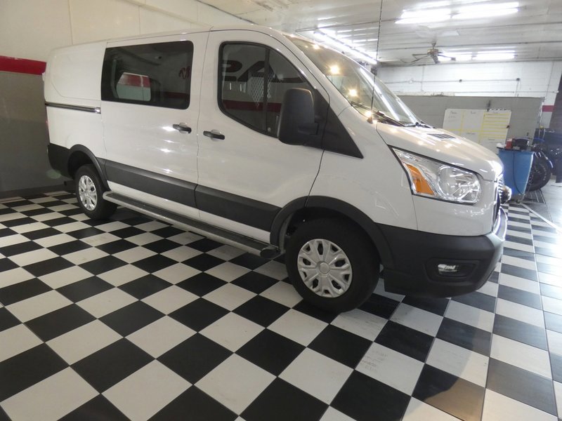Used 2022 Ford Transit 250 Low Roof w/ Exterior Upgrade Package image 4