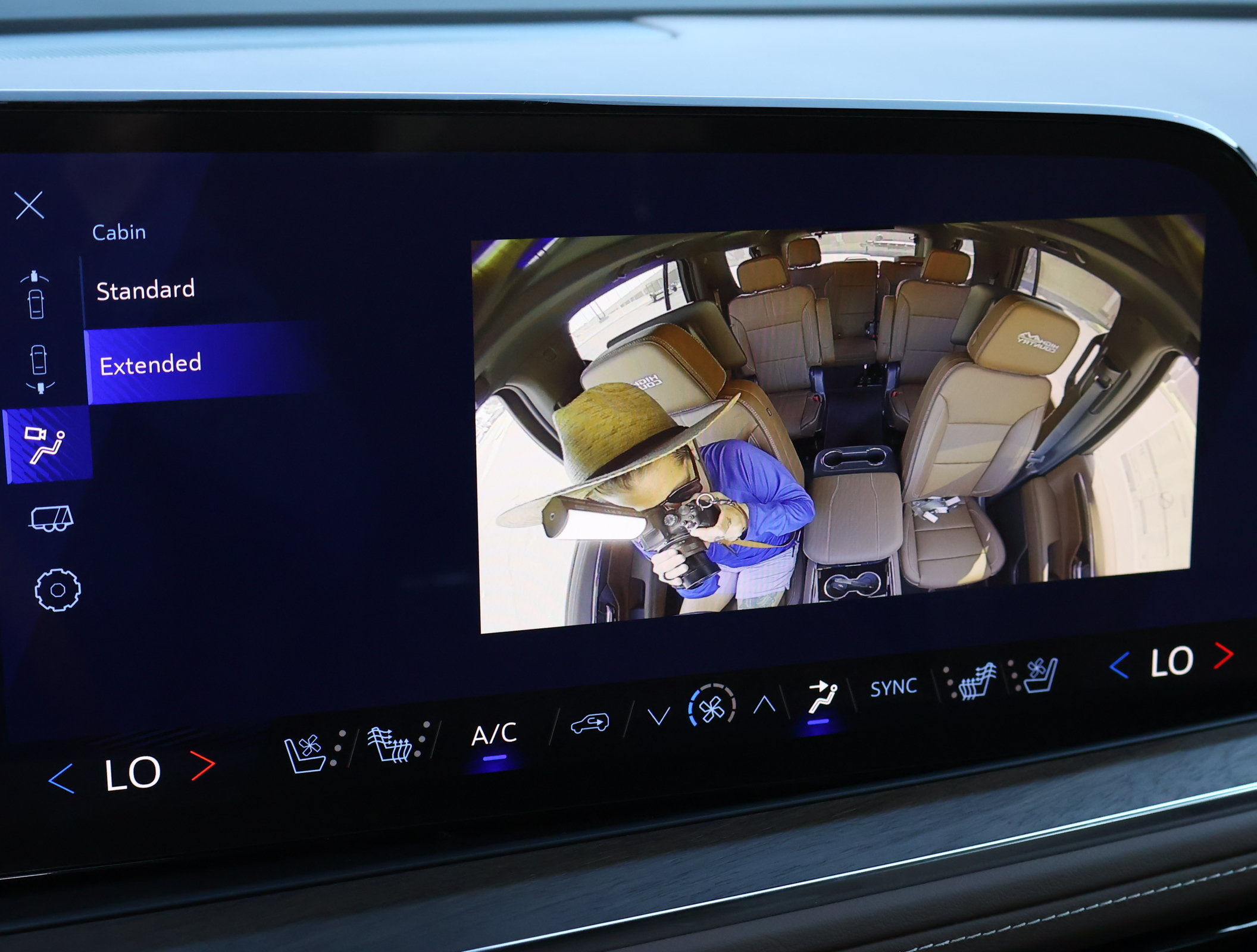 New 2026 Chevrolet Tahoe High Country AWD/4WD image 27