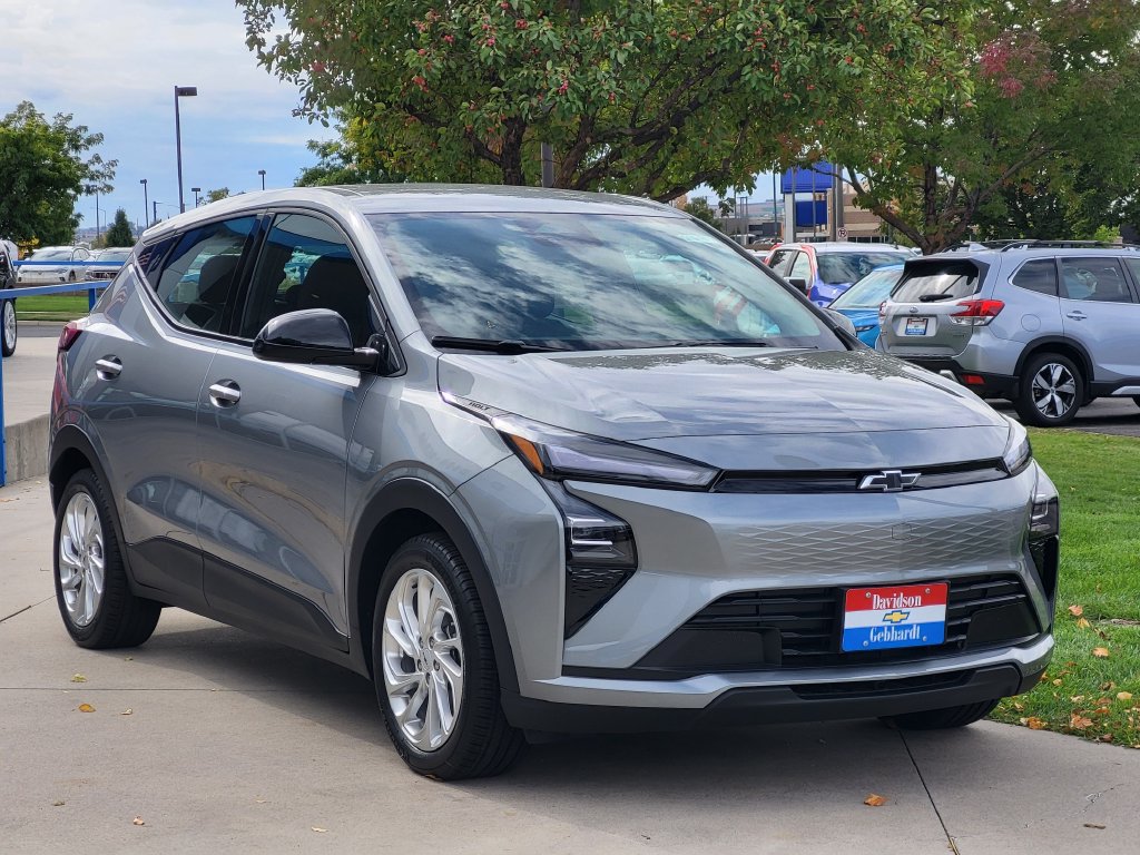 New 2027 Chevrolet Bolt LT w/ Comfort Package FWD image 3