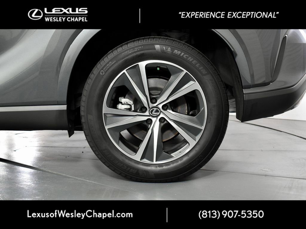 Used 2024 Lexus RX 350 FWD w/ Technology Package image 11