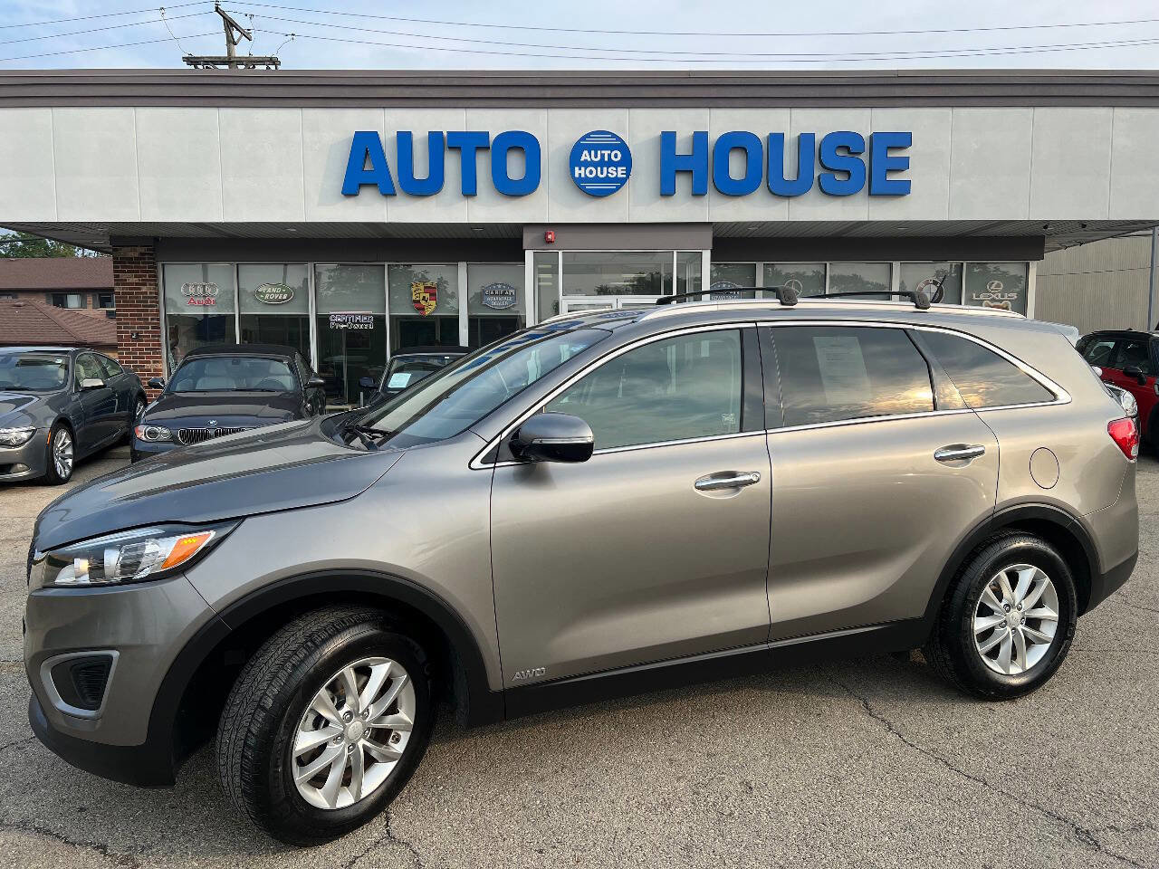 Used 2016 Kia Sorento AWD image 2