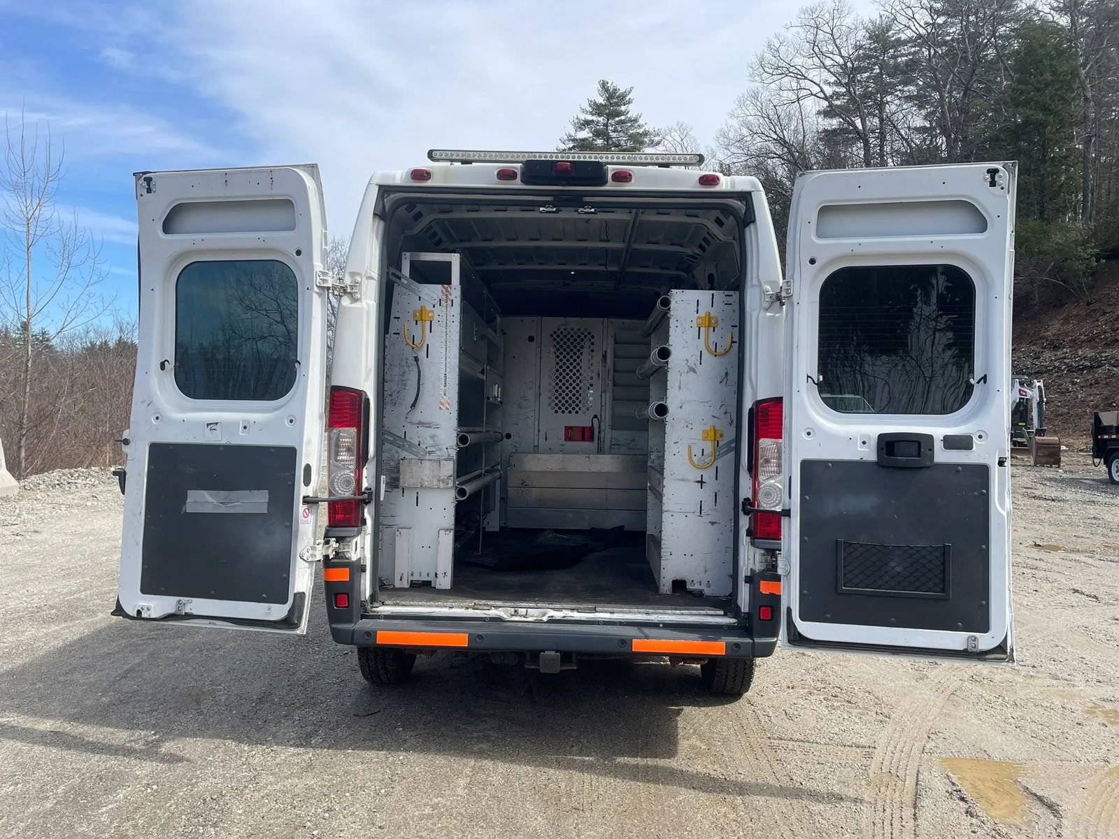 Used 2017 RAM ProMaster 2500 w/ Mopar Trailer Tow Group FWD image 15