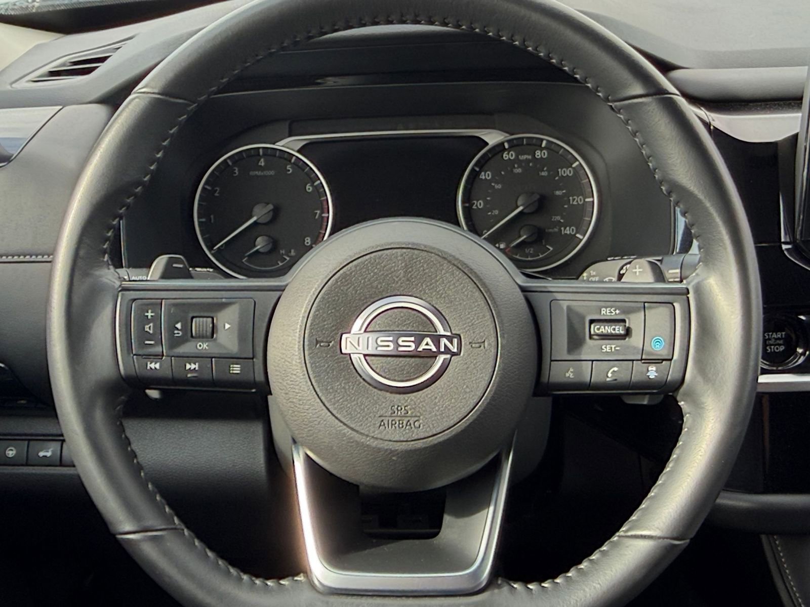 Used 2025 Nissan Pathfinder SV AWD/4WD image 29