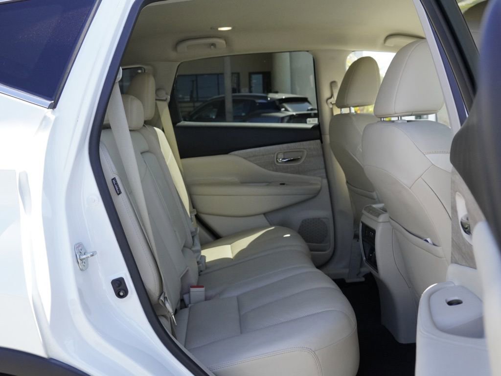 Used 2019 Nissan Murano SL w/ Cargo Package FWD image 18