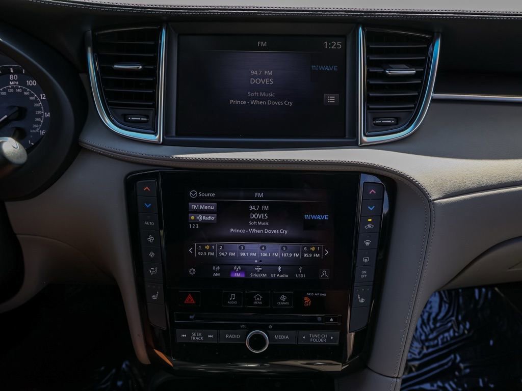 Used 2023 INFINITI QX50 Luxe image 29