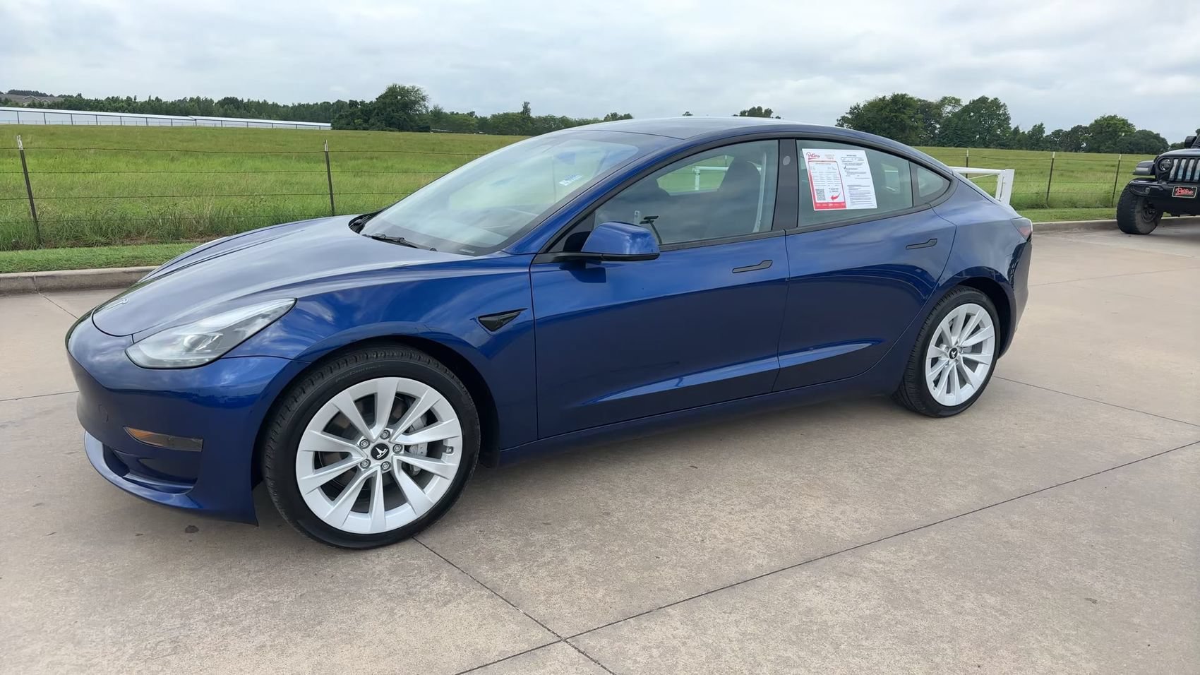 Used 2023 Tesla Model 3 Long Range AWD/4WD image 4