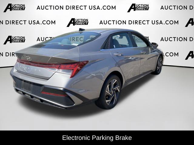 Used 2024 Hyundai Elantra SEL w/ Convenience Package FWD image 8
