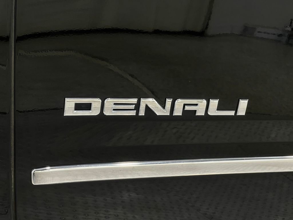 Used 2019 GMC Yukon Denali image 43