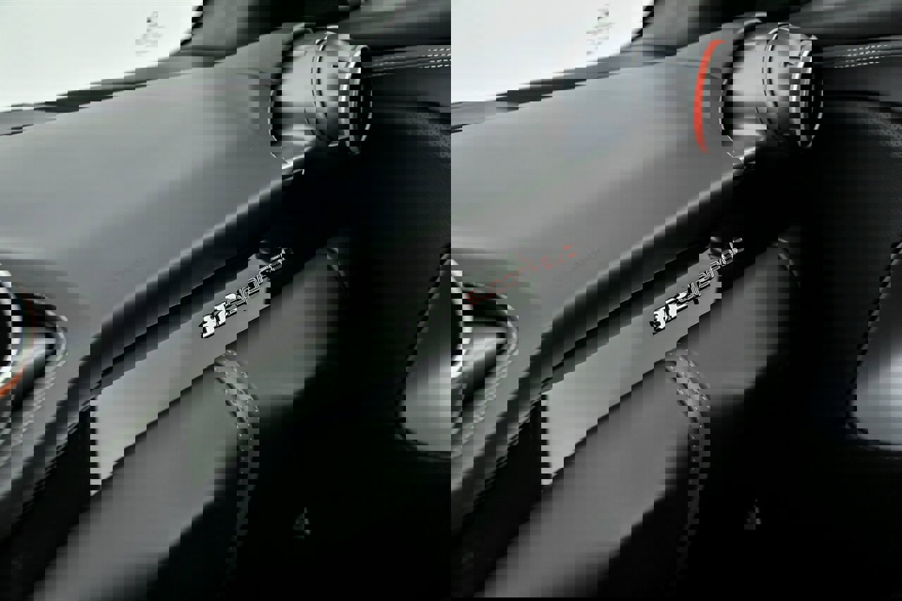 Used 2019 Ferrari 812 Superfast image 35