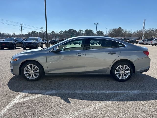 Used 2025 Chevrolet Malibu LT image 4