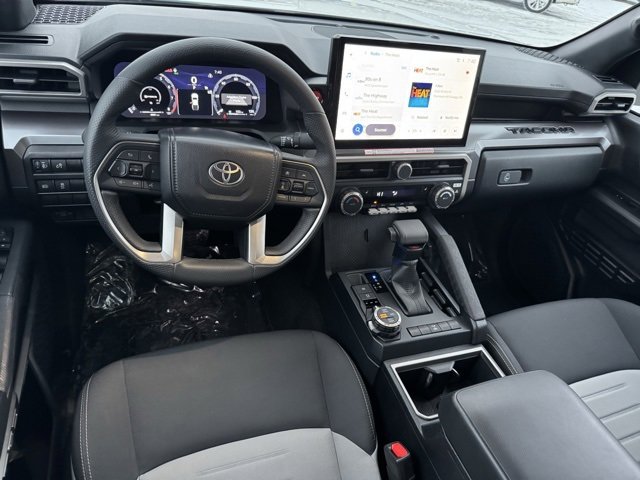 Certified 2024 Toyota Tacoma TRD Off-Road image 8