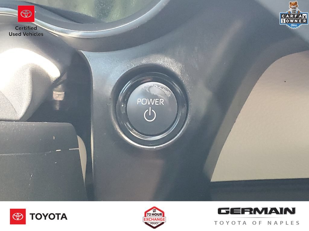 Certified 2025 Toyota Sienna Limited FWD image 35