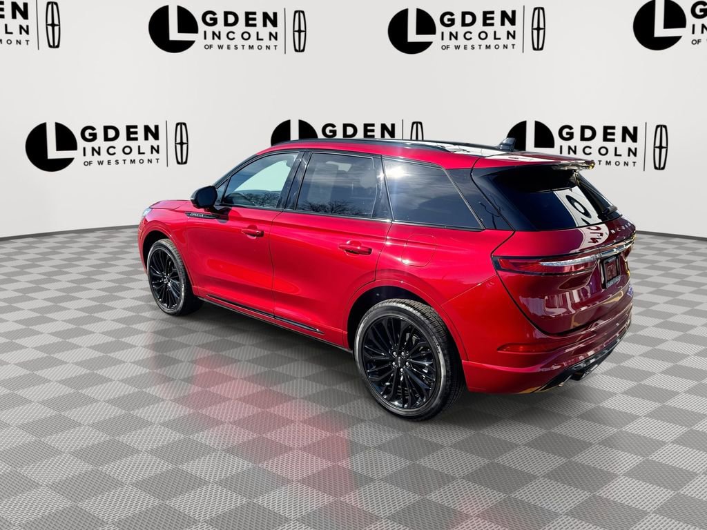 Used 2025 Lincoln Corsair Reserve w/ Equipment Group 202A image 6