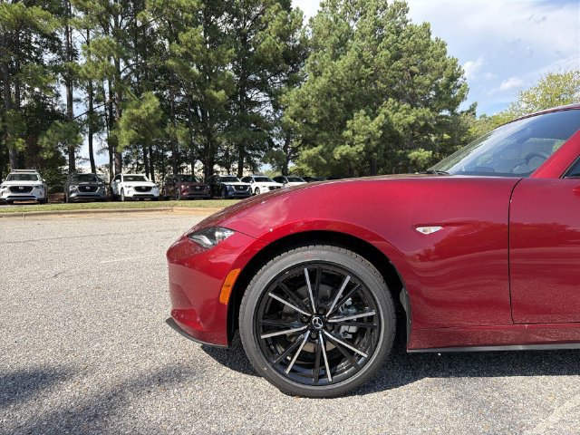 New 2026 MAZDA MX-5 Miata RF Grand Touring RWD image 10