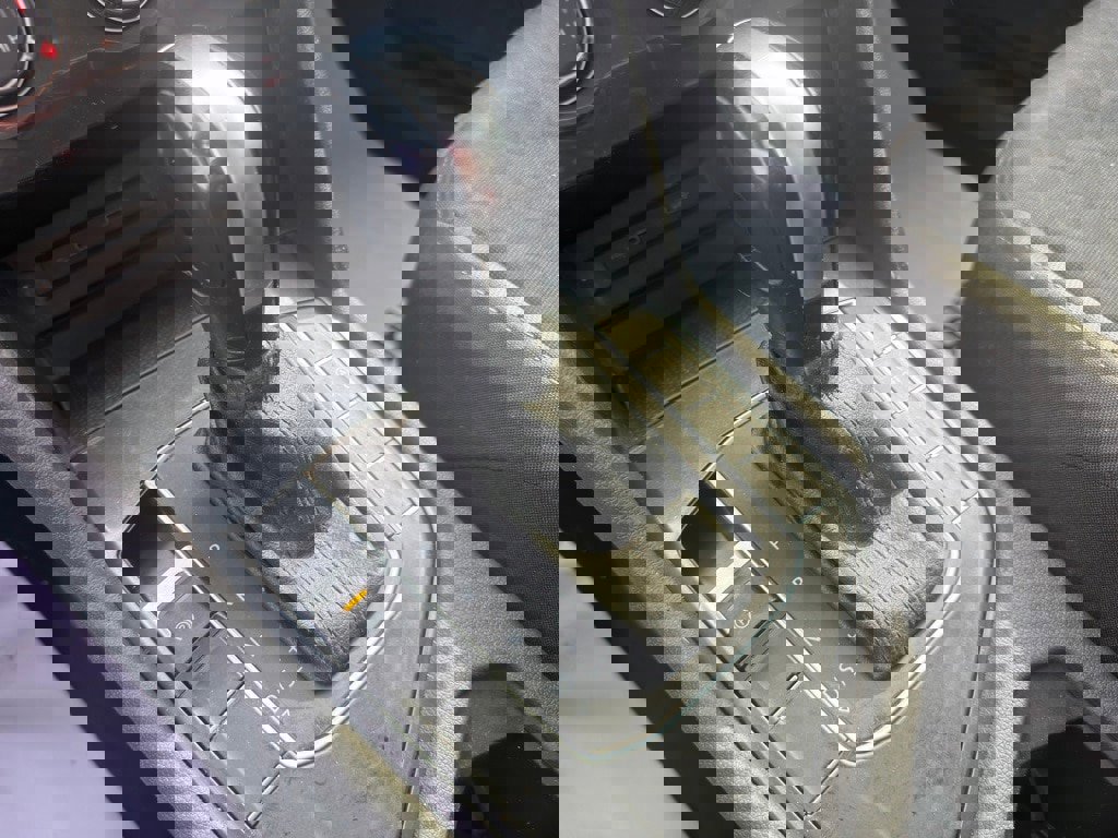 Used 2020 Volkswagen Tiguan S image 26