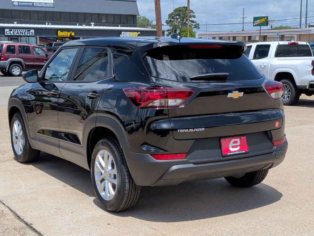 New 2026 Chevrolet TrailBlazer LS FWD image 6