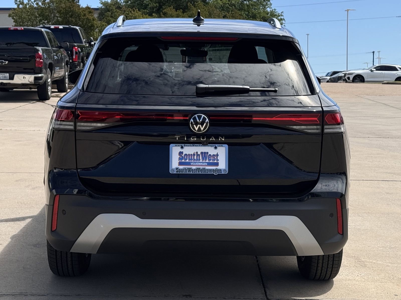 New 2026 Volkswagen Tiguan S FWD image 6