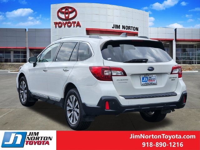 Used 2018 Subaru Outback 3.6R Touring AWD/4WD image 7