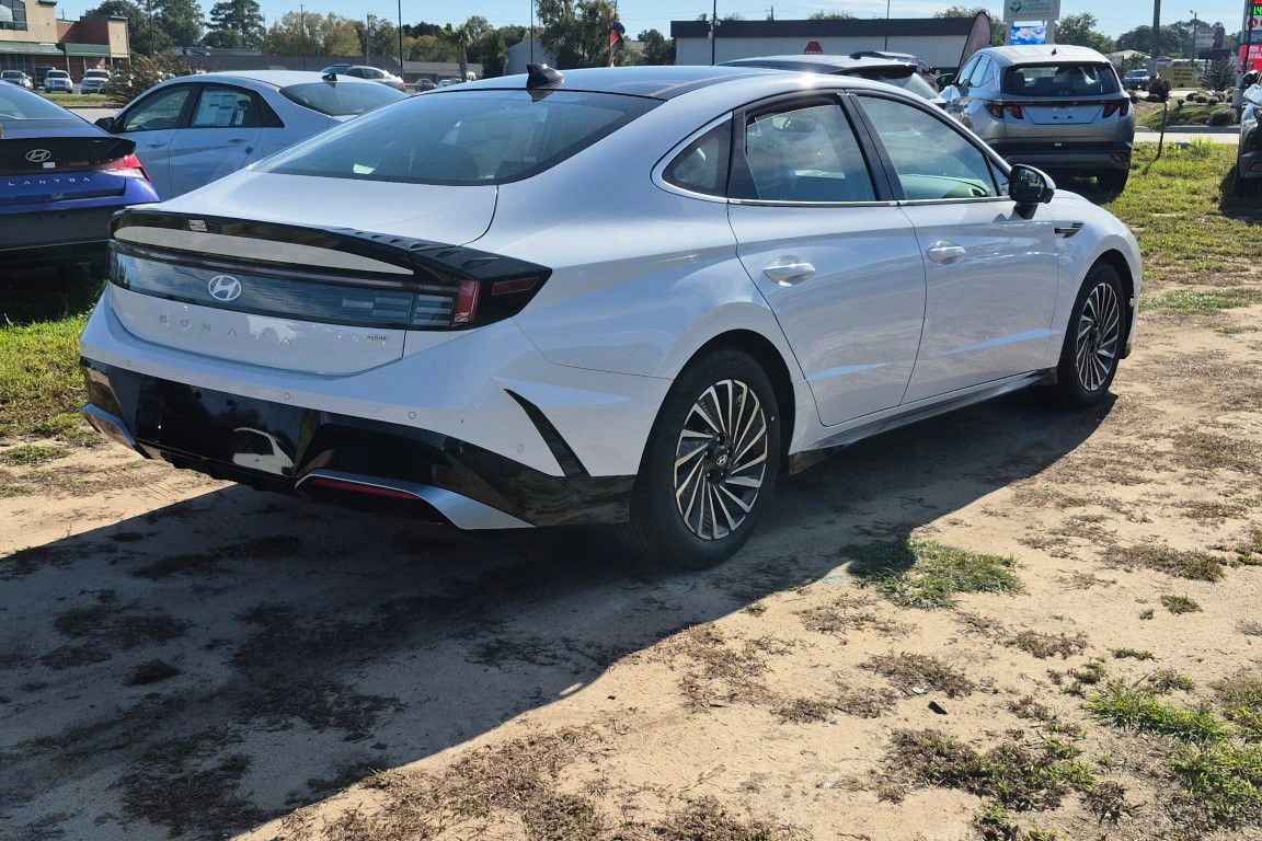 New 2026 Hyundai Sonata Limited FWD image 5