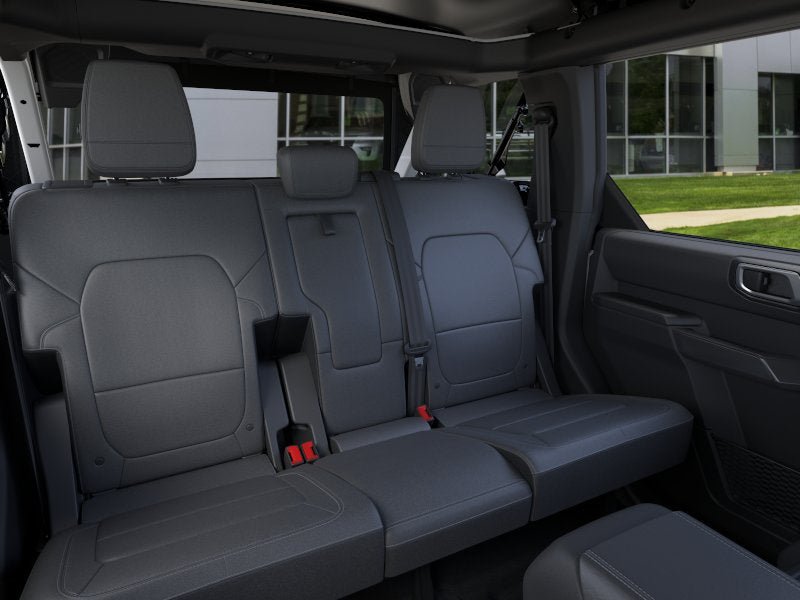 New 2026 Ford Bronco Outer Banks w/ Sasquatch Package AWD/4WD image 11