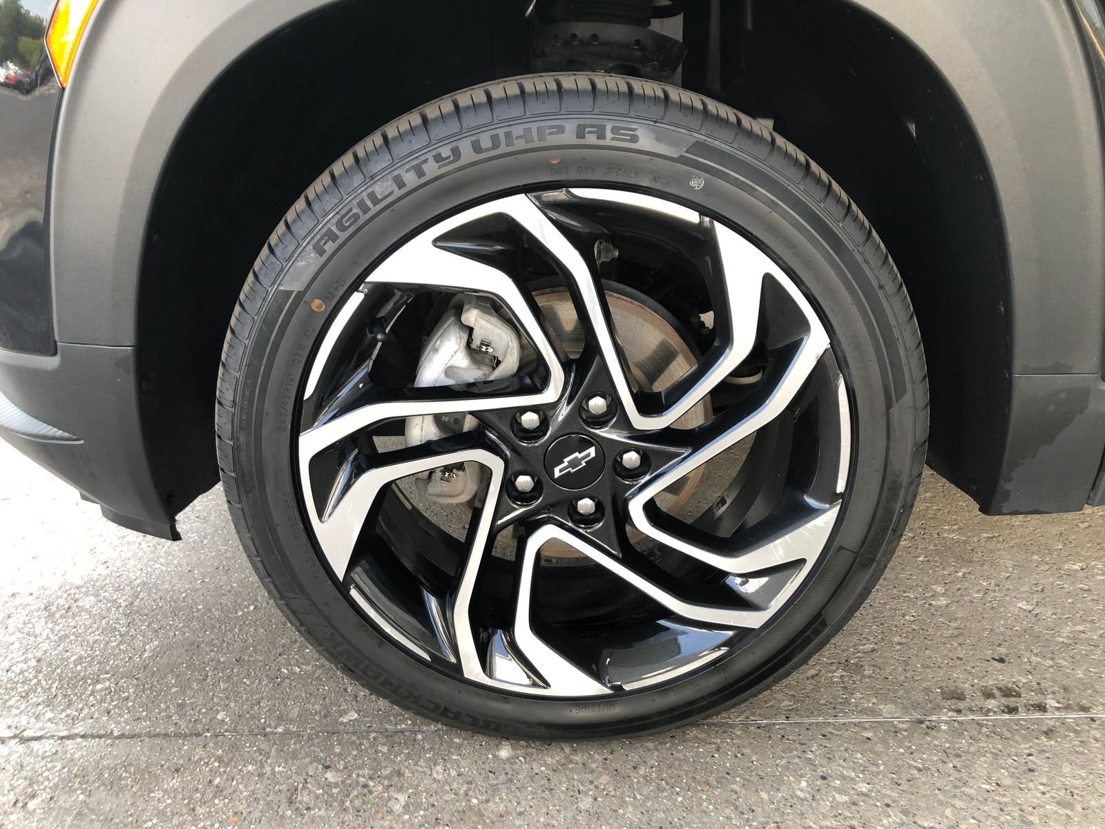 Used 2024 Chevrolet TrailBlazer RS w/ Convenience Package AWD/4WD image 4