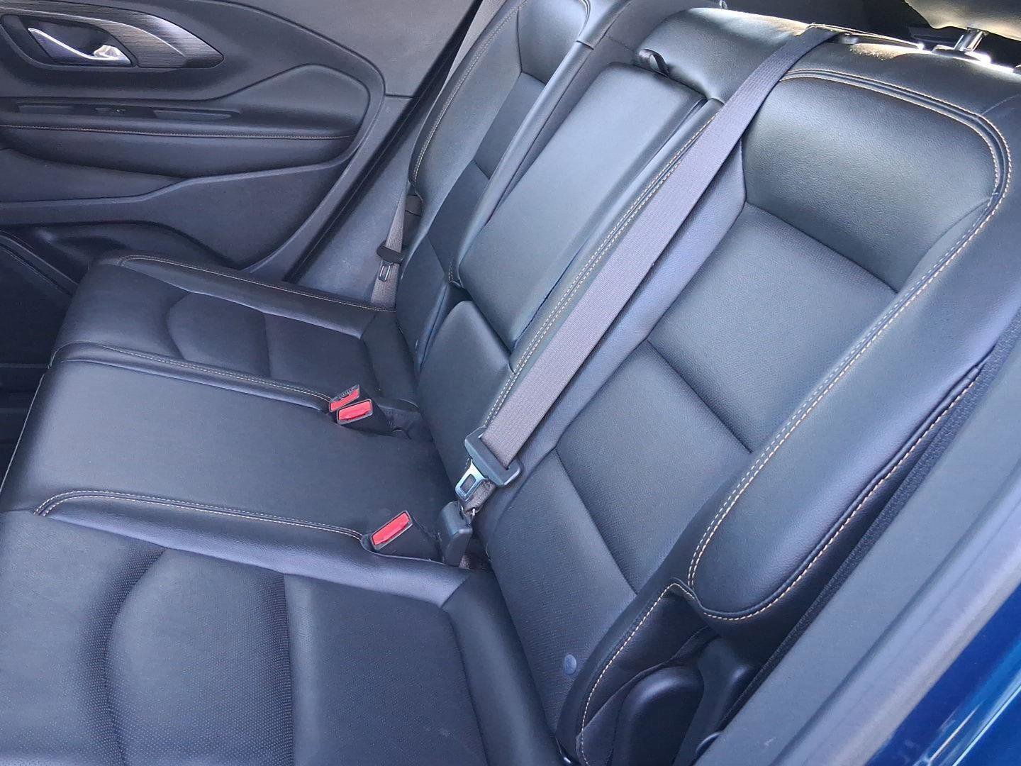 Used 2021 GMC Terrain SLT image 13