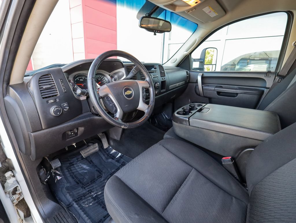 Used 2014 Chevrolet Silverado 2500 LT AWD/4WD image 12