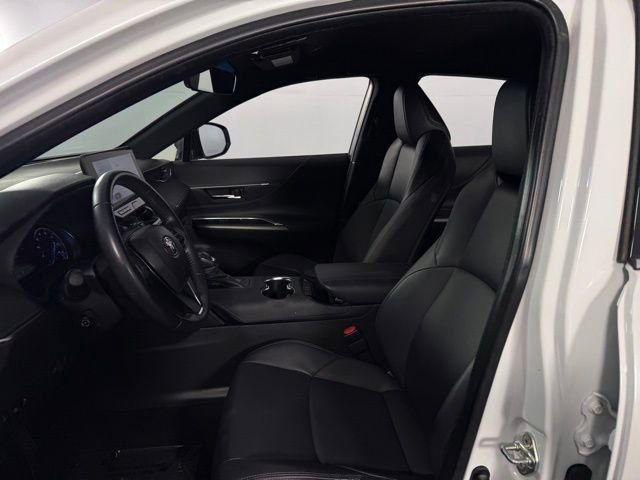 Used 2024 Toyota Venza Nightshade image 14