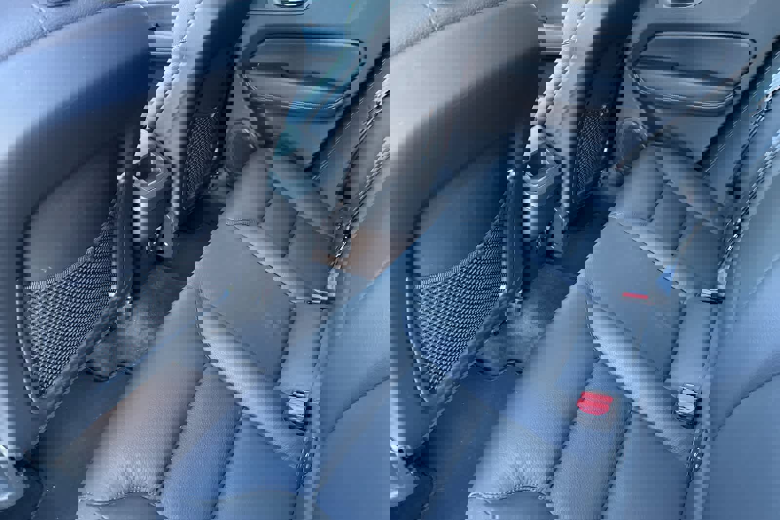 Used 2025 Volvo XC60 B5 Plus image 12