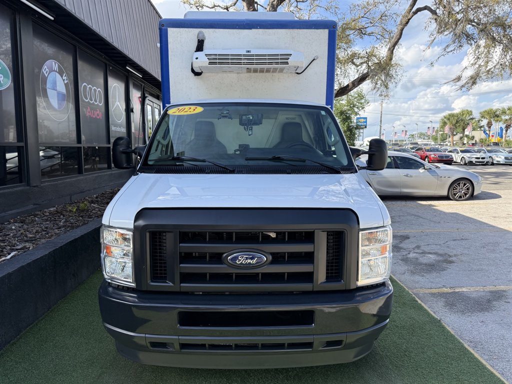 Used 2023 Ford E-350 and Econoline 350 Super Duty w/ Power Windows & Locks Group RWD image 2