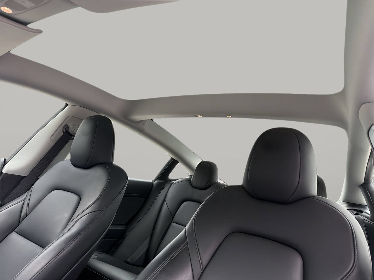 Used 2023 Tesla Model 3 Standard Range RWD image 18