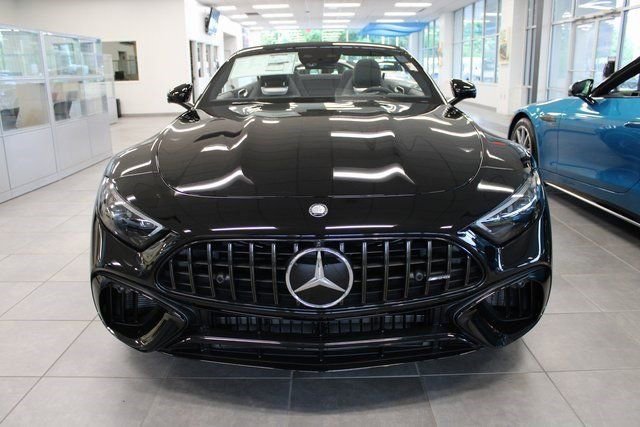 Used 2023 Mercedes-Benz SL 63 AMG 4MATIC image 2