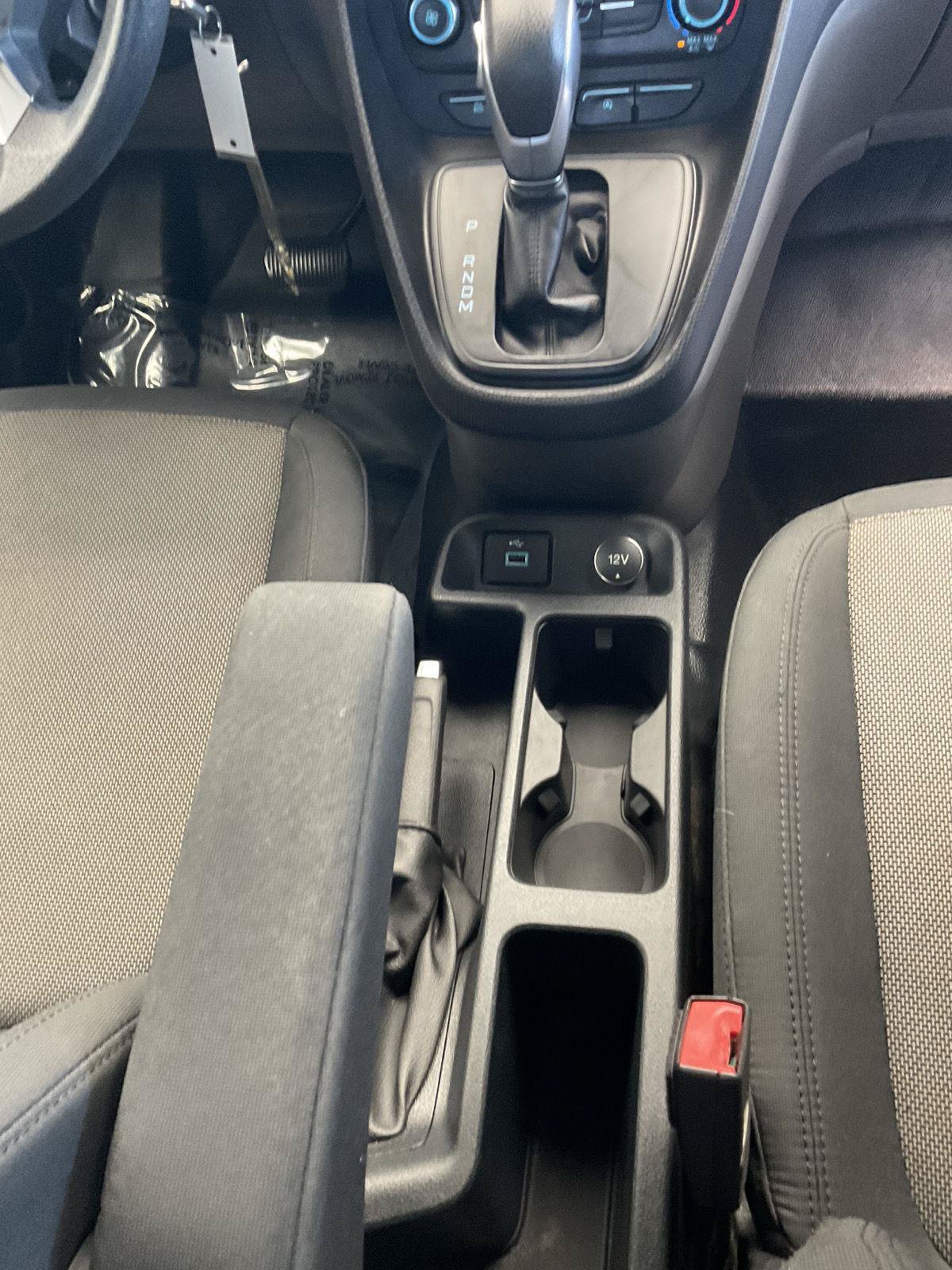 Used 2019 Ford Transit Connect XL FWD image 16