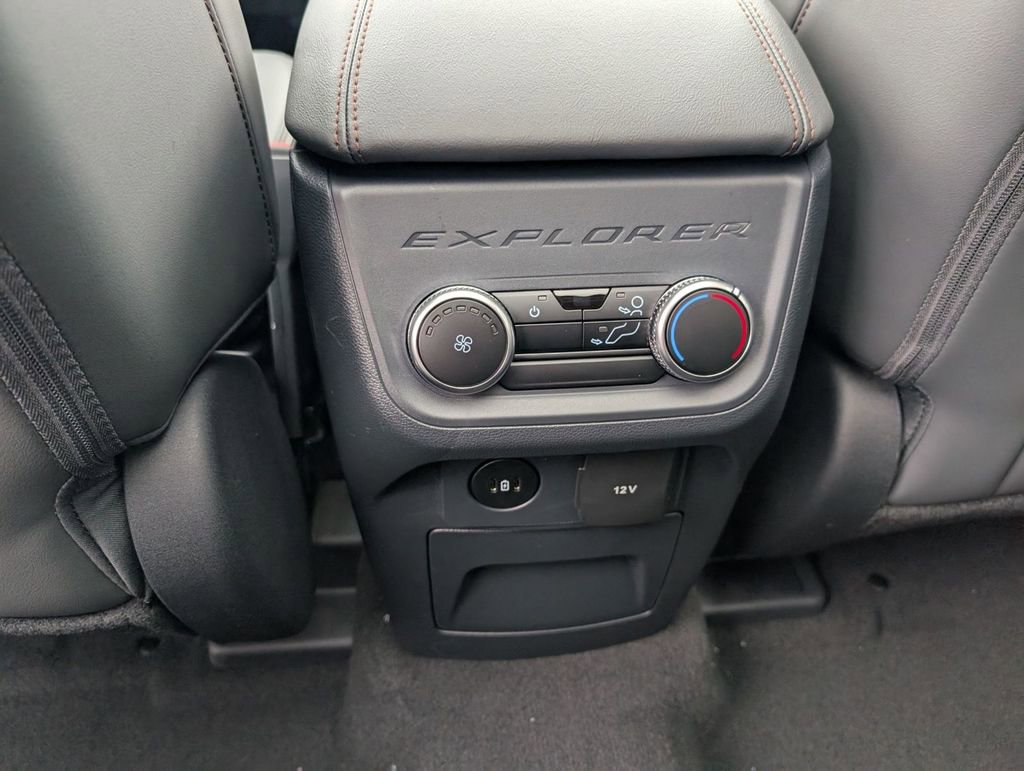 New 2026 Ford Explorer Active w/ Active Comfort Package image 45