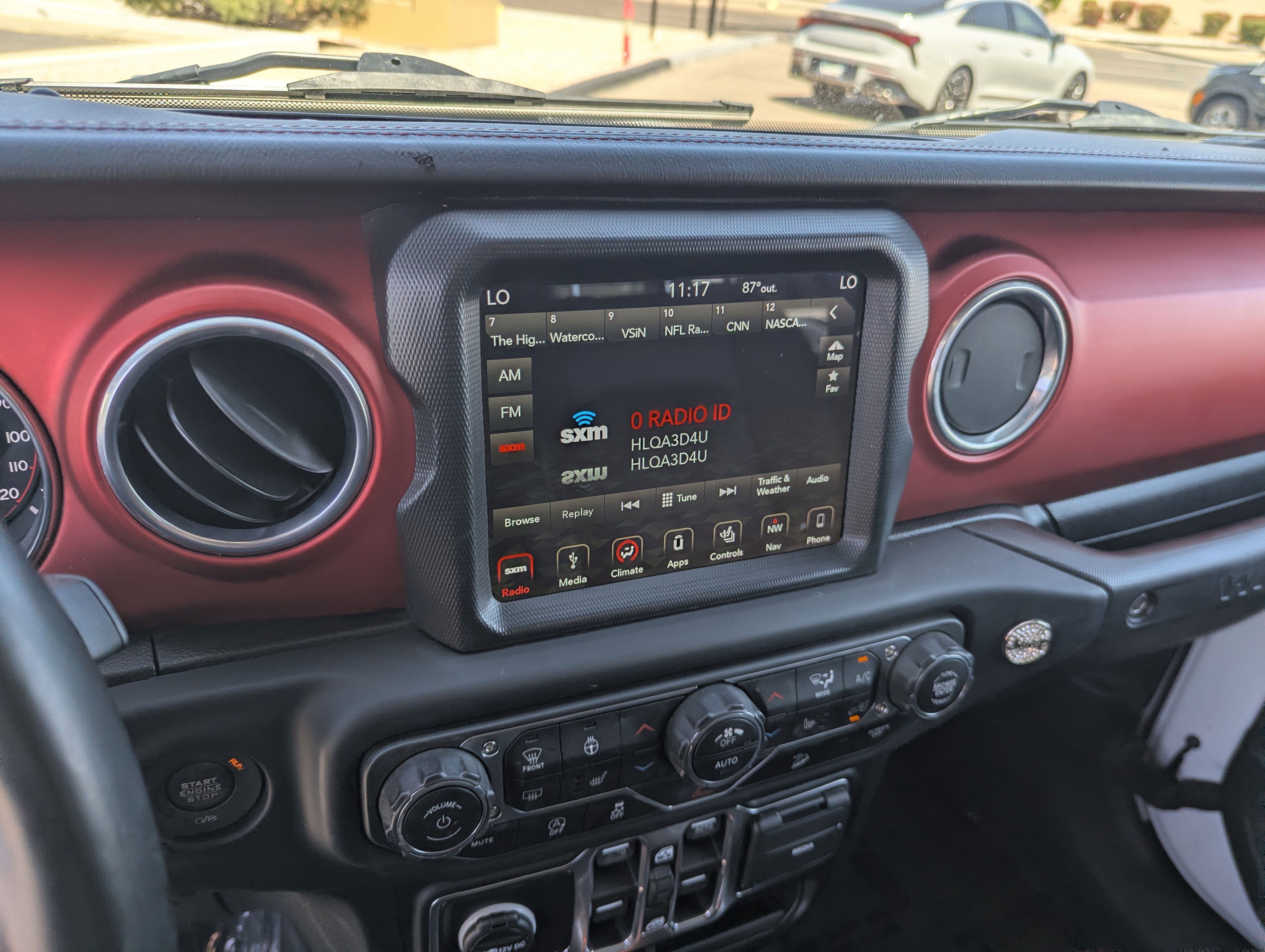 Used 2018 Jeep Wrangler Unlimited Rubicon AWD/4WD image 23