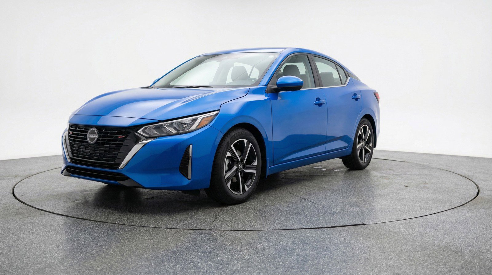 Used 2025 Nissan Sentra SV image 3