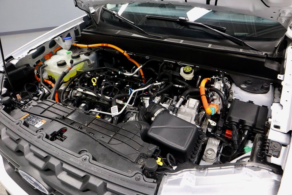 Certified 2024 Ford Maverick XL image 15