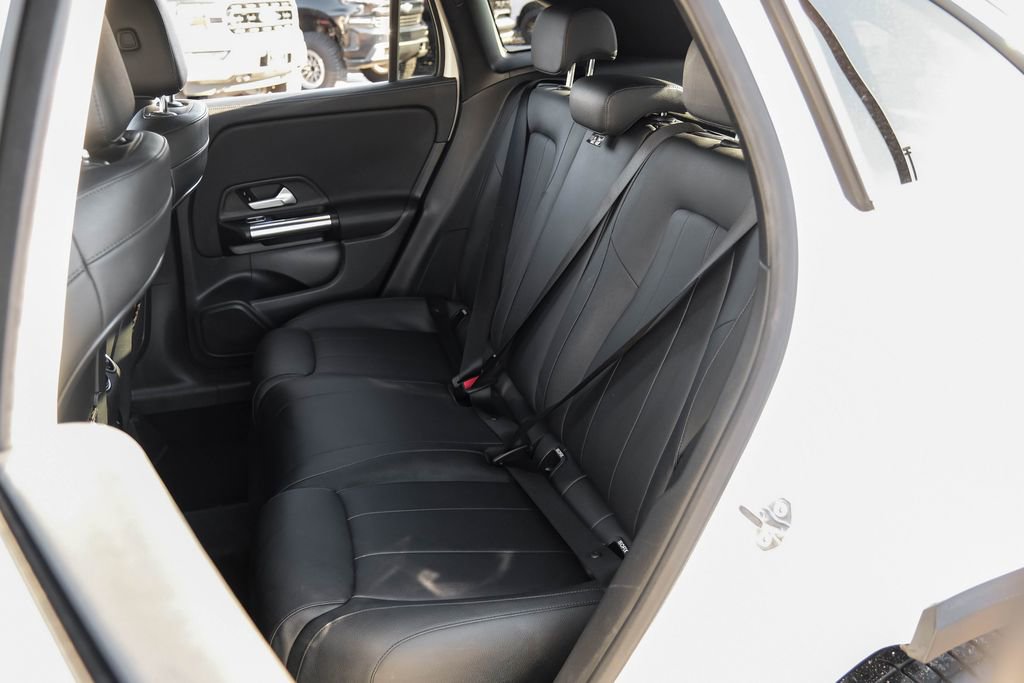 Used 2021 Mercedes-Benz GLA 250 image 37