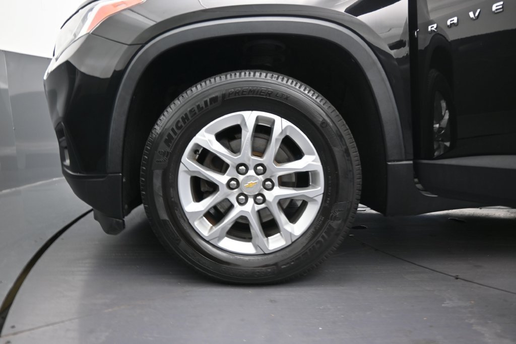 Used 2019 Chevrolet Traverse LS FWD image 14