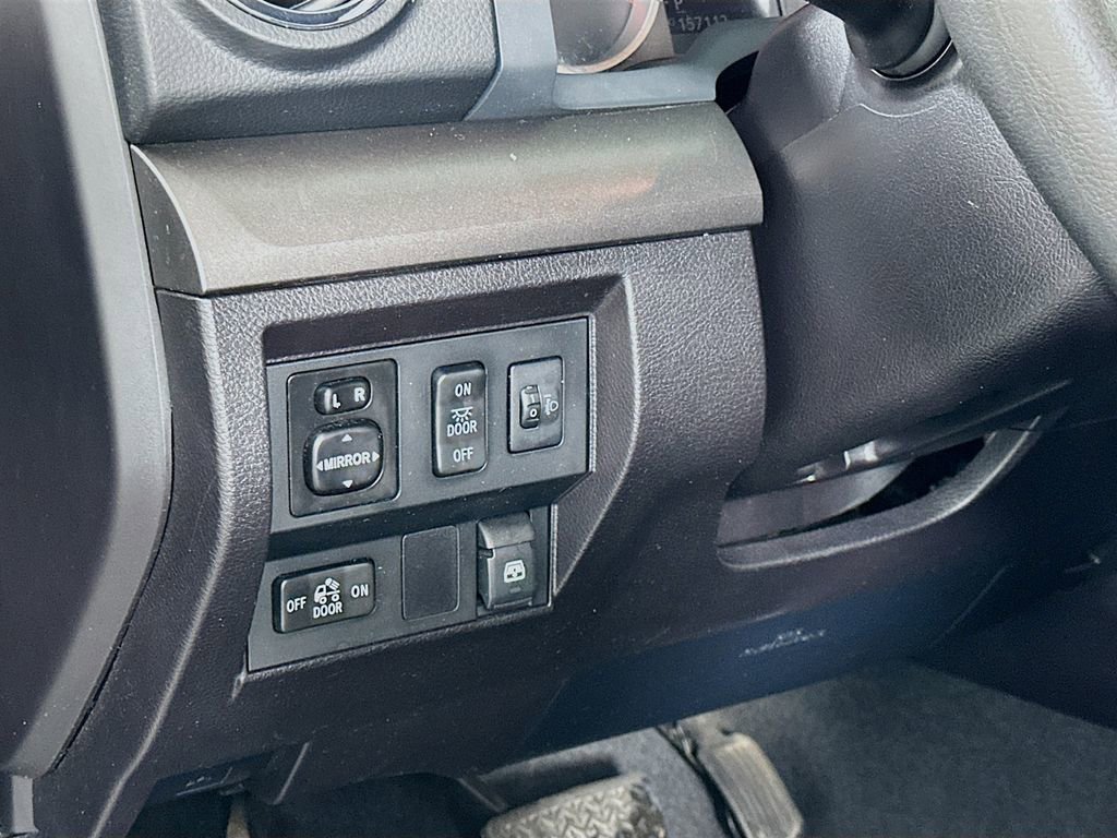 Used 2015 Toyota Tundra SR5 image 10
