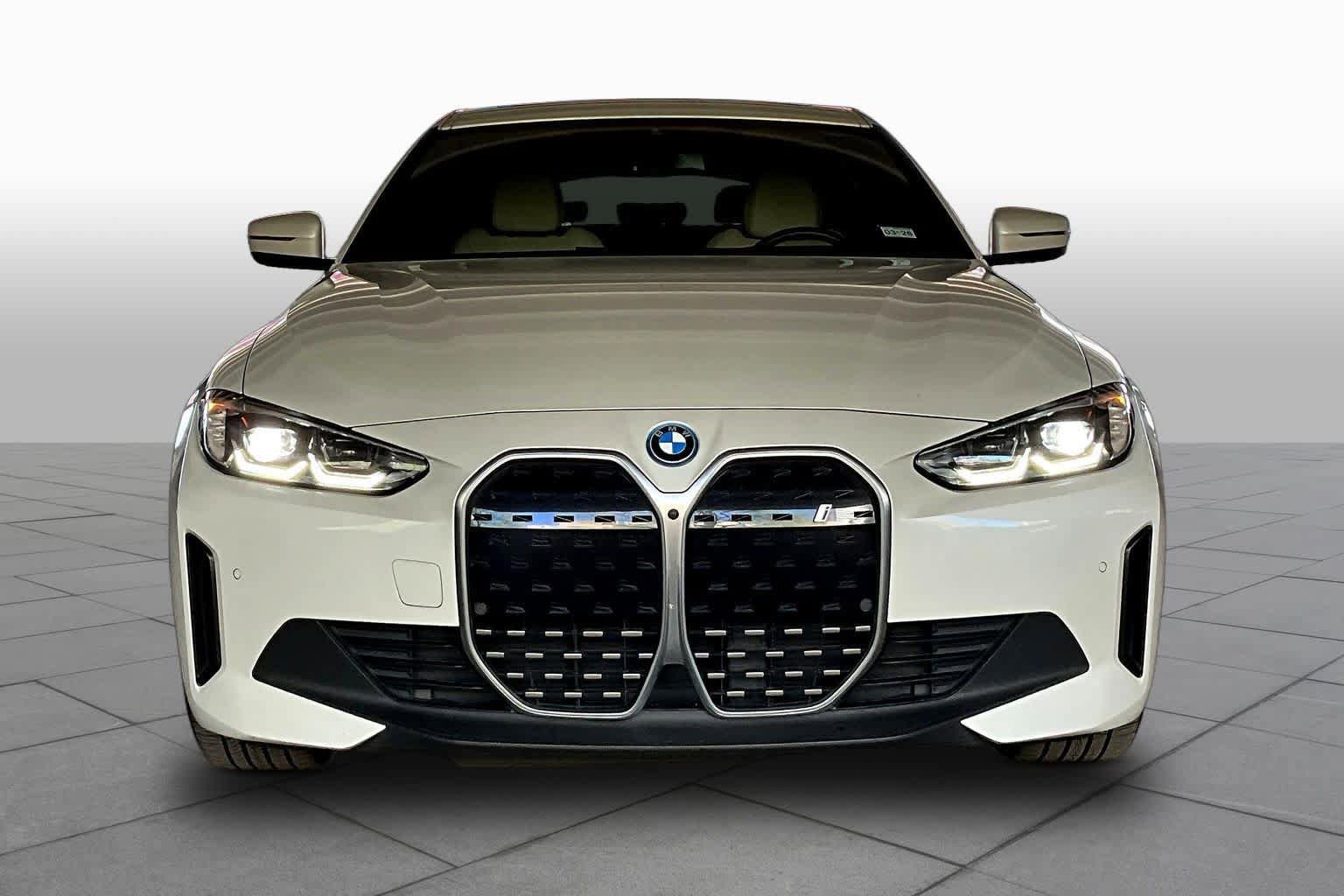 Used 2023 BMW i4 eDrive35 w/ Premium Package image 3