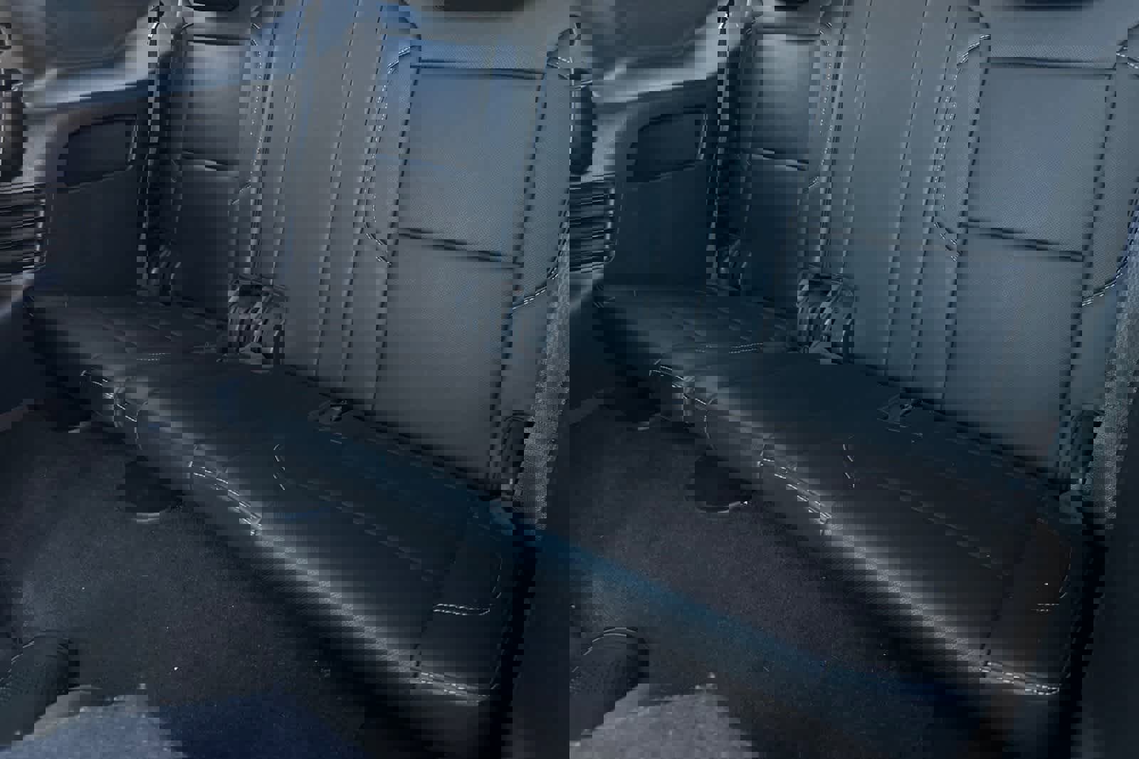 Used 2018 Chevrolet Tahoe Premier image 16