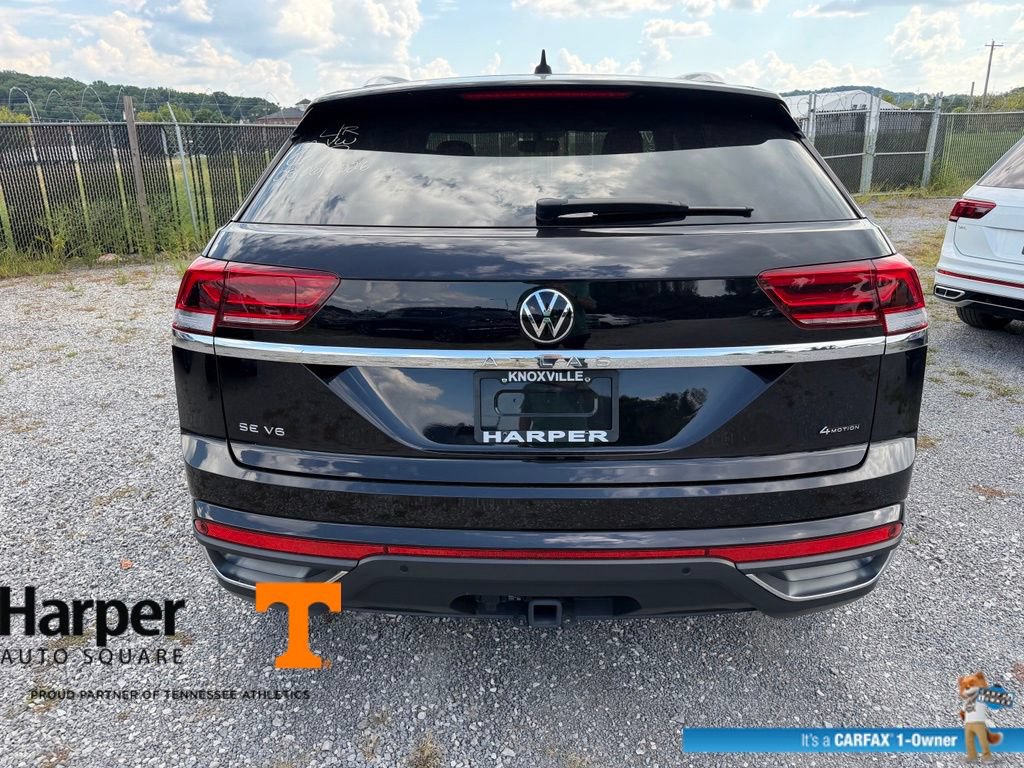 Used 2023 Volkswagen Atlas Cross Sport SE w/ Panoramic Sunroof Package AWD/4WD image 4