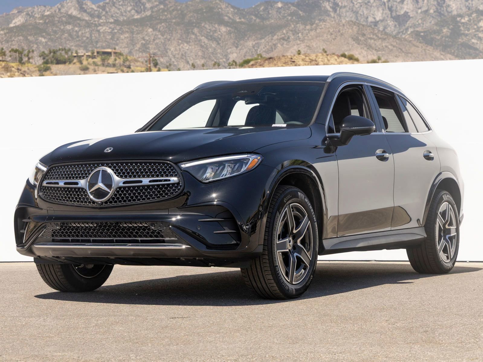 New 2026 Mercedes-Benz GLC 300
