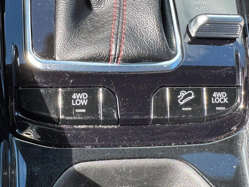 Used 2023 Jeep Compass Trailhawk image 22